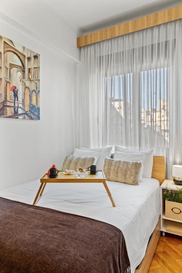 City Vibes Apartment Bukarest Kültér fotó