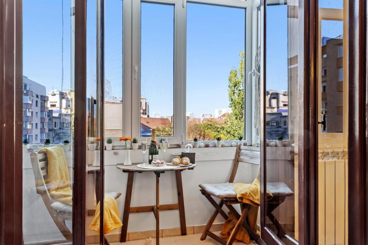City Vibes Apartment Bukarest Kültér fotó