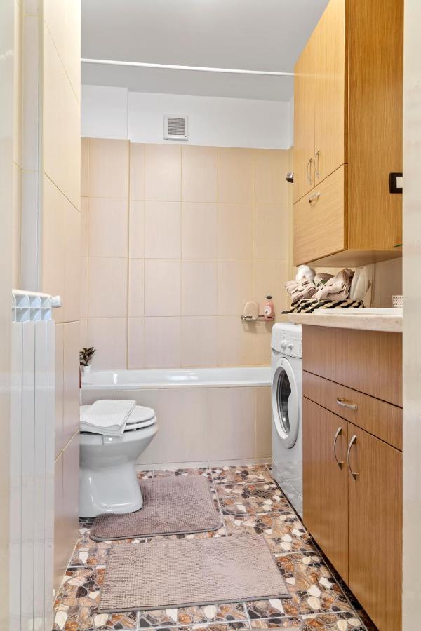 City Vibes Apartment Bukarest Kültér fotó